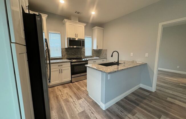 Holiday Leasing Special! Beautiful Brand New Tri-Level Unit: Three Bedrooms & Three Bathrooms