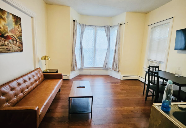 53 DOYLE AVE