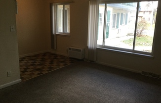 2 beds, 1 bath, $850, Unit #2