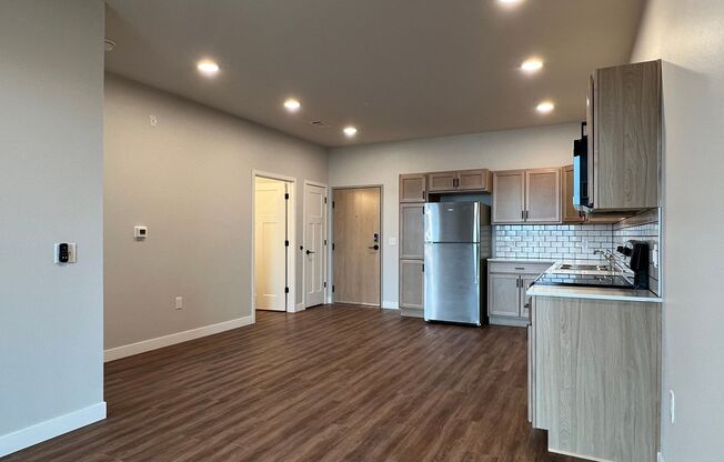 1 bed, 1 bath, 659 sqft, $1,490, Unit WR 305-304