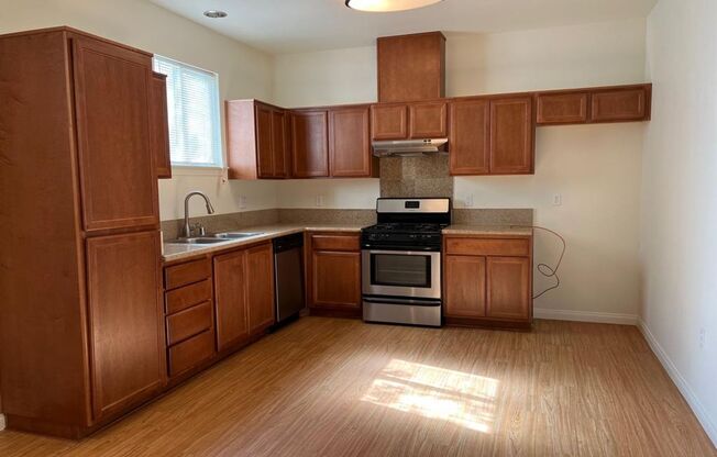 2 beds, 2 baths, $2,450