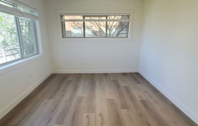 2 beds, 1 bath, 812 sqft, $3,050, Unit 101