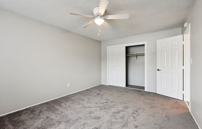 2 beds, 1 bath, 806 sqft, $2,495, Unit D11