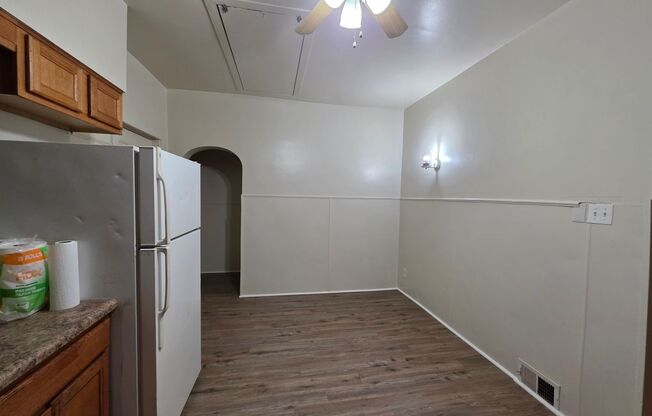 Updated 2 bedroom 1 bath house!