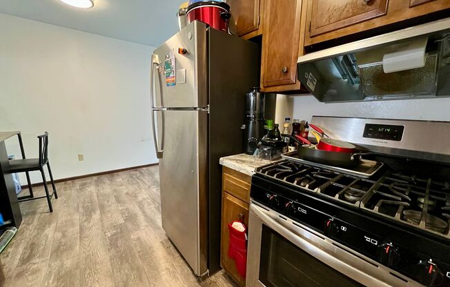 1 bed, 1 bath, $1,055, Unit 48