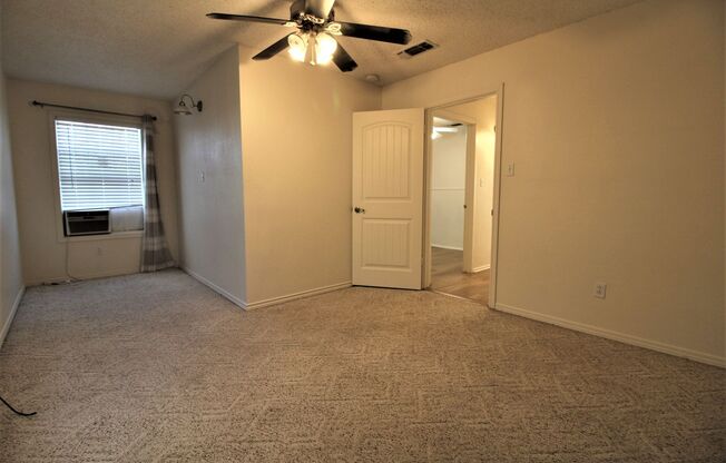 3 beds, 1 bath, $1,150