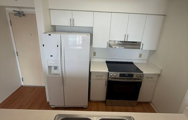 AC in Every Room. TWO Parking Stalls.