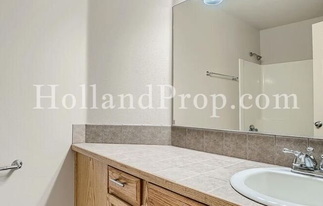 2 beds, 2.5 baths, $2,295