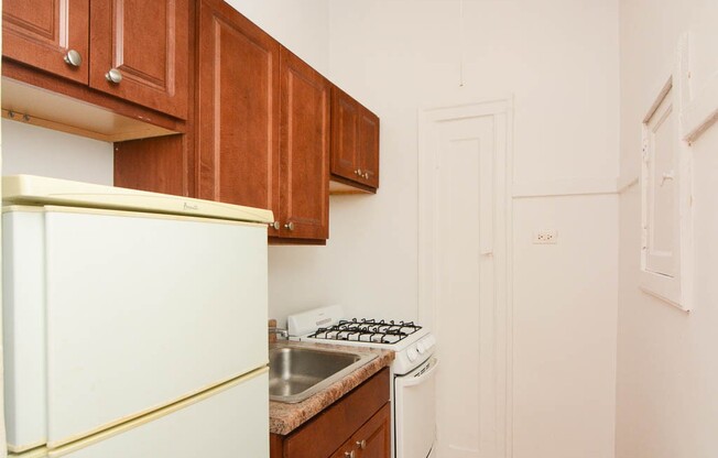 2536 Sawyer