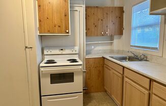 2 beds, 1 bath, $1,050, Unit 11304