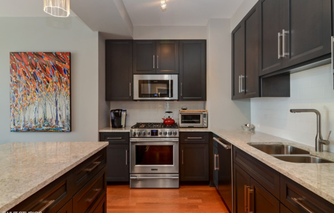 1250 S Michigan Ave