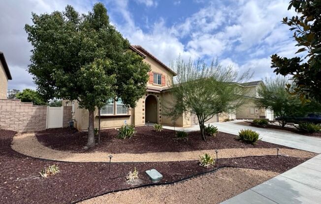 Expansive 5 Bedroom Murrieta home with a Next Gen apartment, available for LEASE!