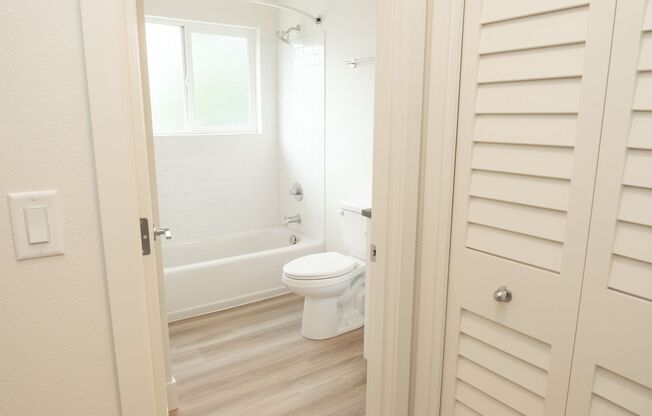 1 bed, 1 bath, 525 sqft, $1,950, Unit 65-15