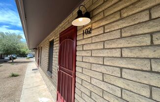 316-330 S. Hardy Dr.