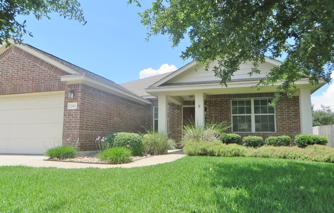 3 Bedroom 2 Bathroom Villages of Berry Creek Home