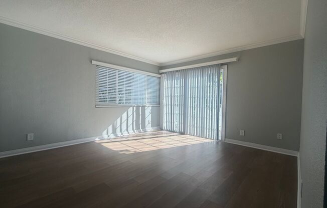 2 beds, 1 bath, 900 sqft, $2,950, Unit 603
