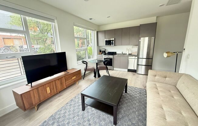 1 bed, 1 bath, 569 sqft, $1,799, Unit 104