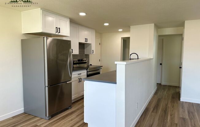 2 beds, 1 bath, 1,000 sqft, $1,950, Unit 32513 Coburg Bottom Loop Road