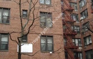 83-30 Vietor Avenue