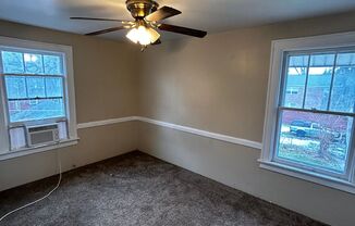 4 beds, 1 bath, $1,200, Unit Unit 2 Upper