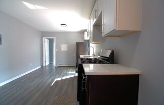 1 bed, 1 bath, 760 sqft, $1,550, Unit 166 Broadway - 1