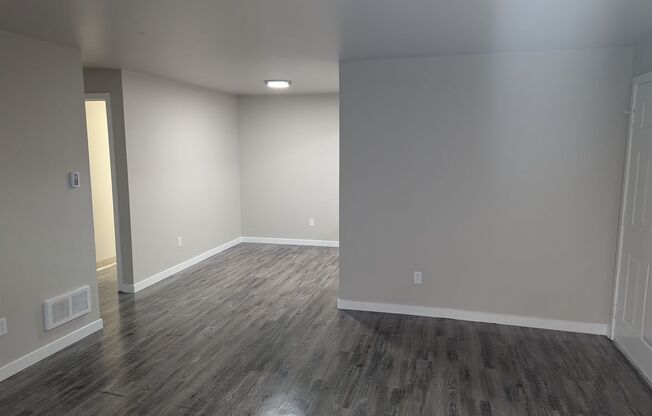 1 bed, 1 bath, 677 sqft, $1,640, Unit J204