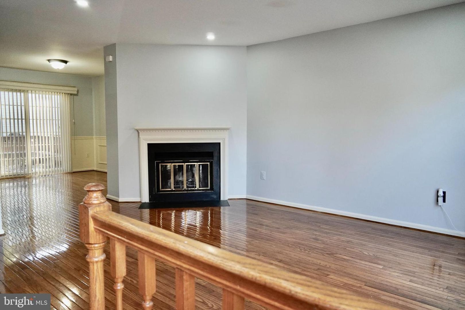 Beautiful and immaculate 3bd 1/2bth townhome in Princeton Square