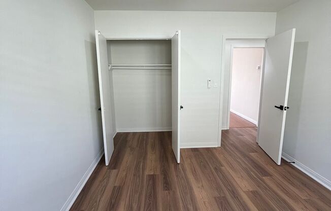 2 beds, 1 bath, 650 sqft, $2,395, Unit Unit 6