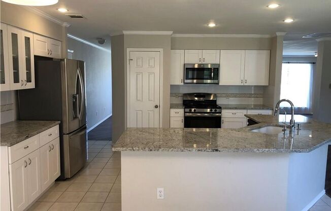 Gorgeous 2 Story Home!