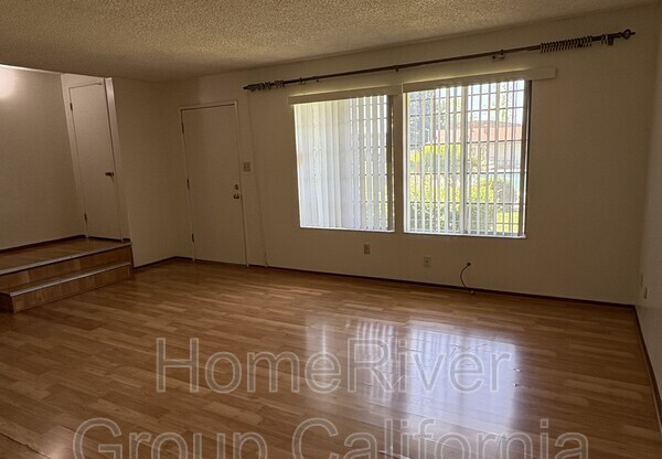 6325 SEYFERTH WAY