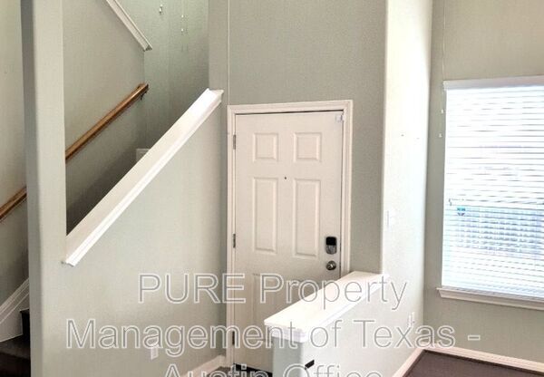 1101 E Parmer LN