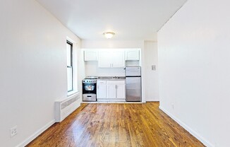 1 bed, 1 bath, 4,000 sqft, $2,000, Unit 4A