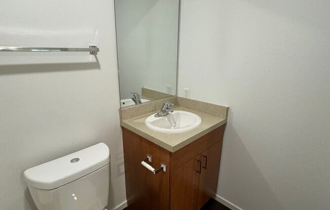 Studio, 1 bath, 176 sqft, $1,550, Unit 2207