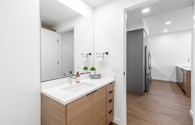 Coen North 1 Bedroom Bathroom A2