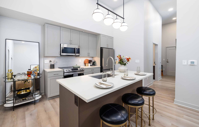 15 - Jaeger Square - Kitchen