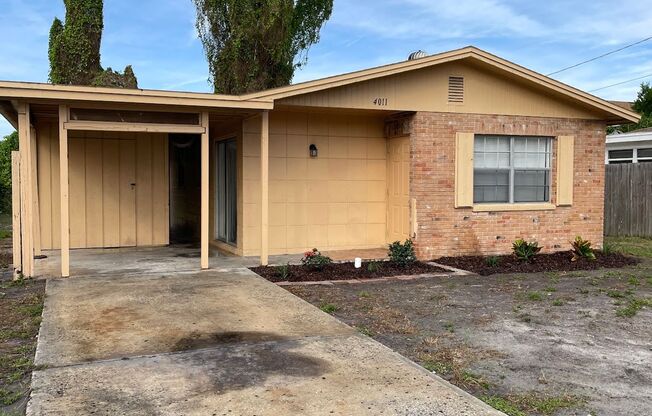 Location!   3 bedroom, 1 bath home