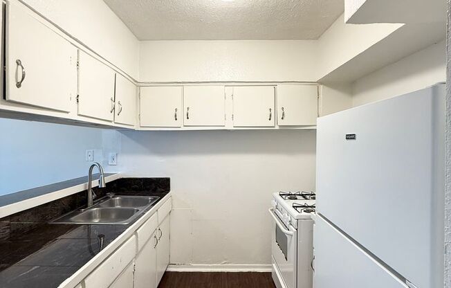 1 bed, 1 bath, $795, Unit MA903