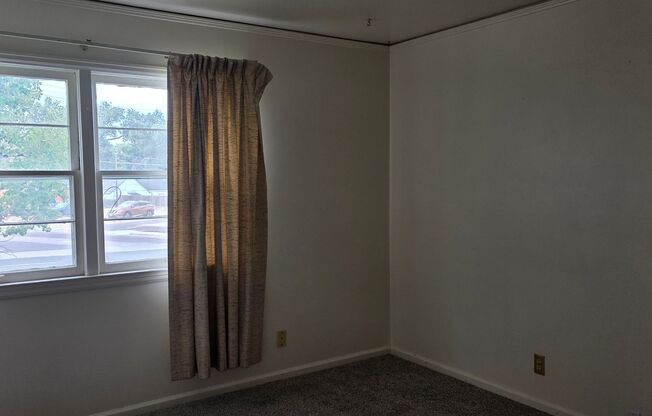 1308 East Pershing Blvd