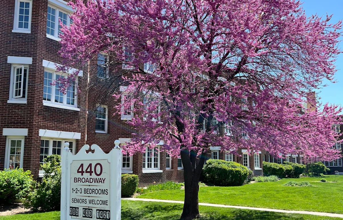 Broadway Apartments