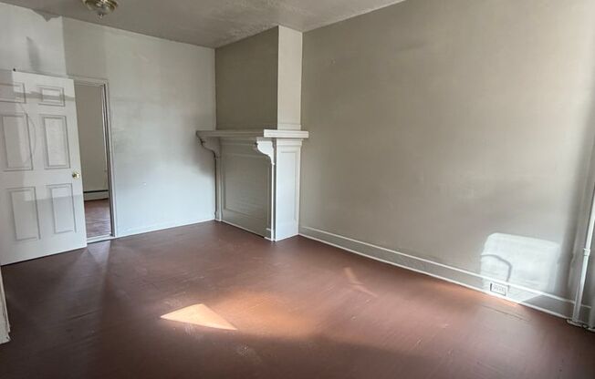Student Housing -- 6 Bedroom Townhome by York College
