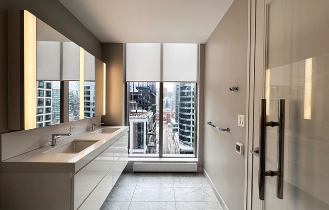 2 beds, 2 baths, 1,030 sqft, $9,000, Unit 1705