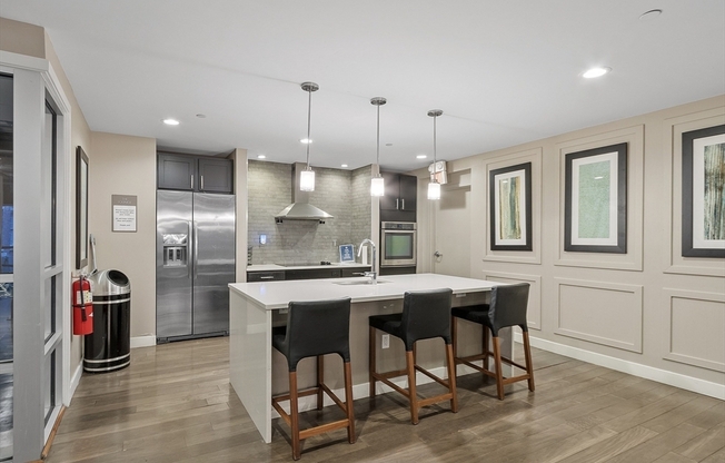 1 bed, 1 bath, 786 sqft, $2,000, Unit 110