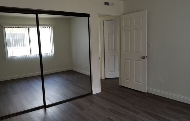 3 beds, 2 baths, 1,152 sqft, $3,195, Unit 208