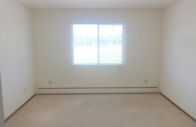 41 Arlington Ave West