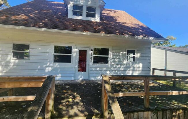 $500 OFF MOVE-IN SPECIAL!!! Close to Broad Ripple, Updated 3 Bedroom/2 Bathroom with Fireplace Available NOW!