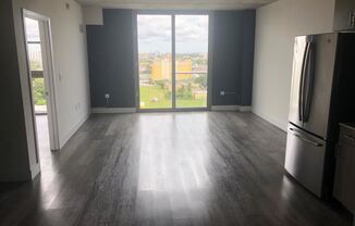 35 SW 6th Ave