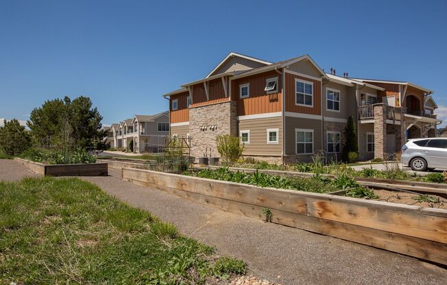 5233 Boardwalk Drive A101