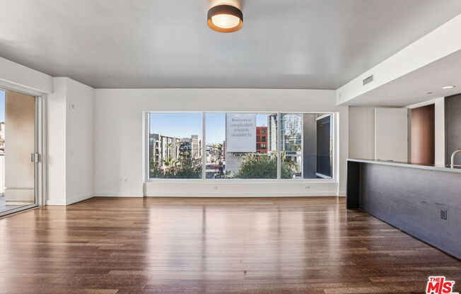 2 beds, 2.5 baths, 2,000 sqft, $7,995, Unit 5A