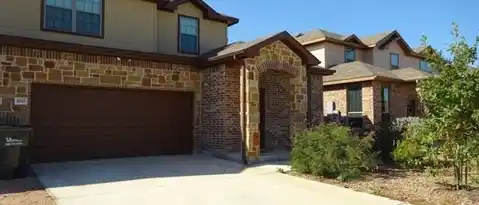 160 CREEKSIDE VILLA DR