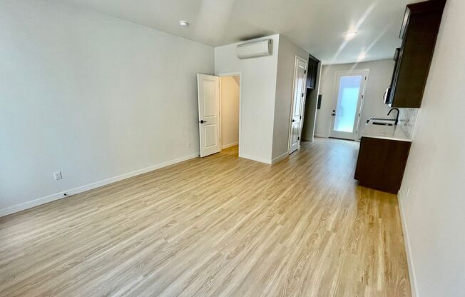 L0533 - D - Reed Place Condos
